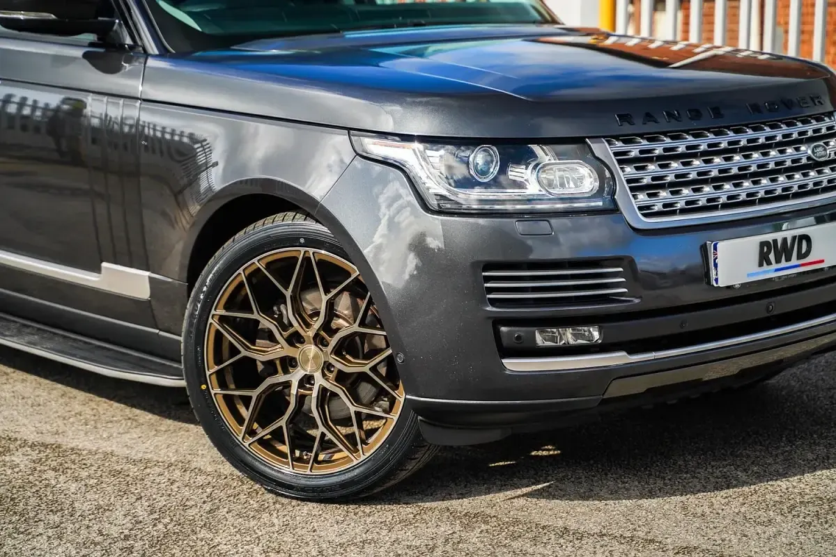 Used Land Rover Range Rover Autobiography 306 HP (225 kW) 2017 Grey SUV