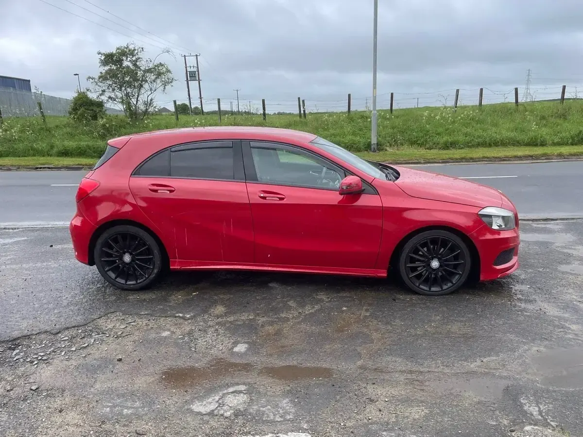 Used Mercedes A180 AMG 109 HP (80 kW) 2013 Red Hatchback