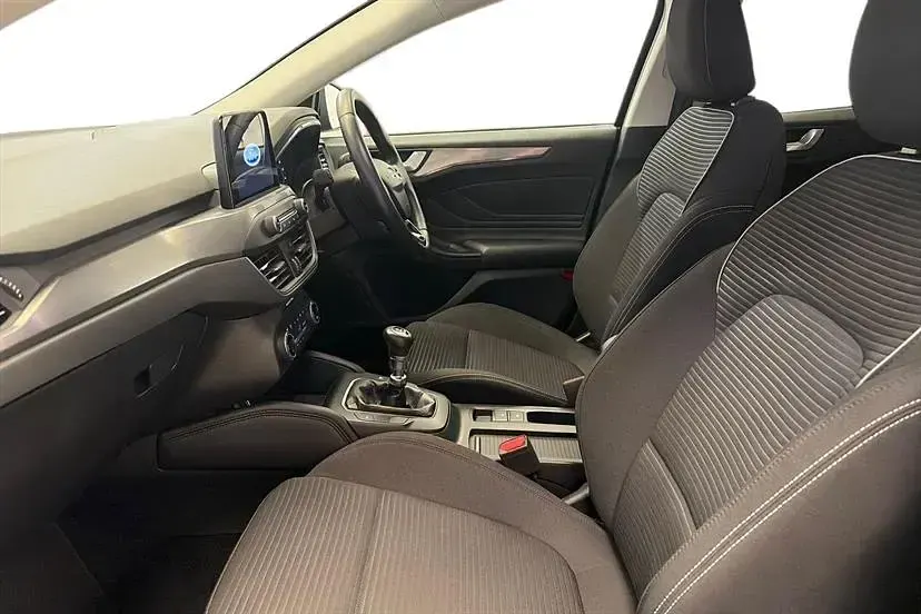 Usado Ford Focus Titanium 125 HP (91 kW) 2020 Preto Citadino