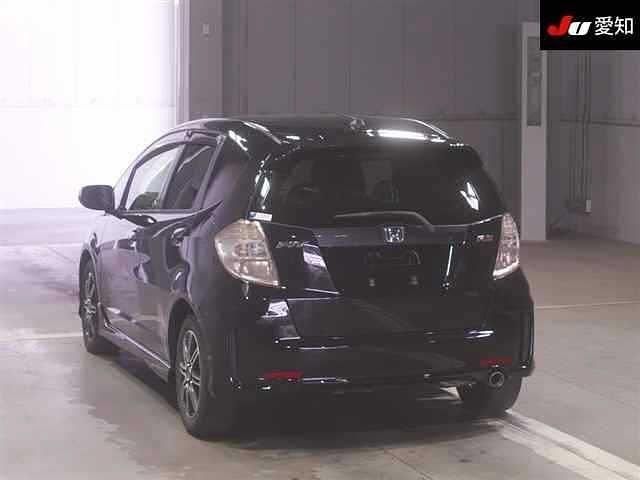 Używany Honda Fit 132 KM (97 kW) 2013 Czarny Hatchback