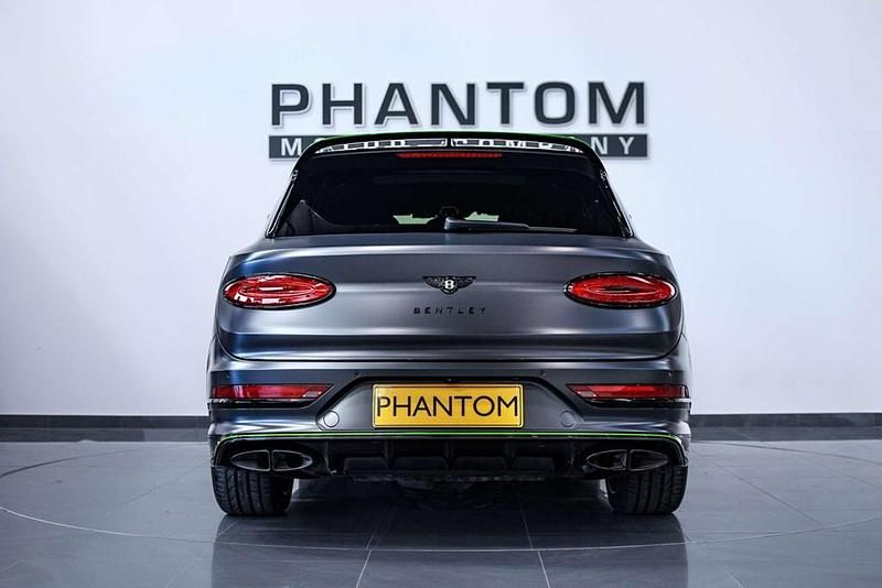 Used Bentley Bentayga 462 HP (339 kW) 2025 Grey SUV