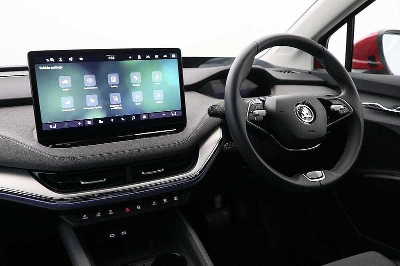 Used Skoda Enyaq iV 154 kW (210 HP) 2024 Velvet red metallic SUV