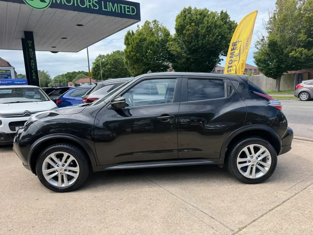 Used Nissan Juke N-Connecta 2017 Black SUV