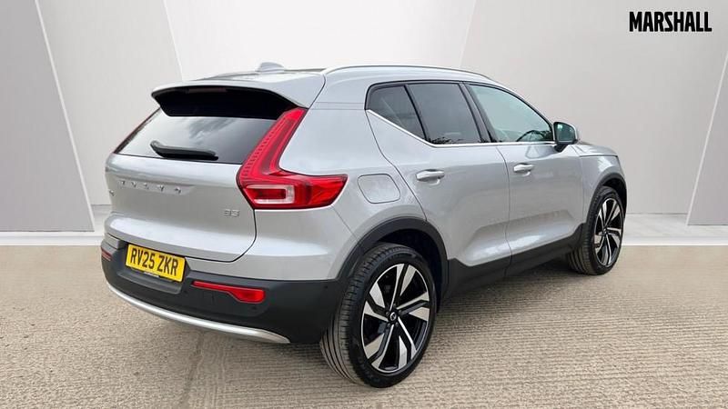 Used Volvo XC40 Ultra 163 HP (119 kW) 2025 Silver SUV