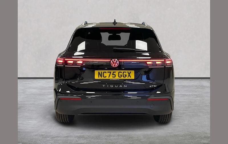 New VW Tiguan Match 128 HP (94 kW) 2026 Black SUV