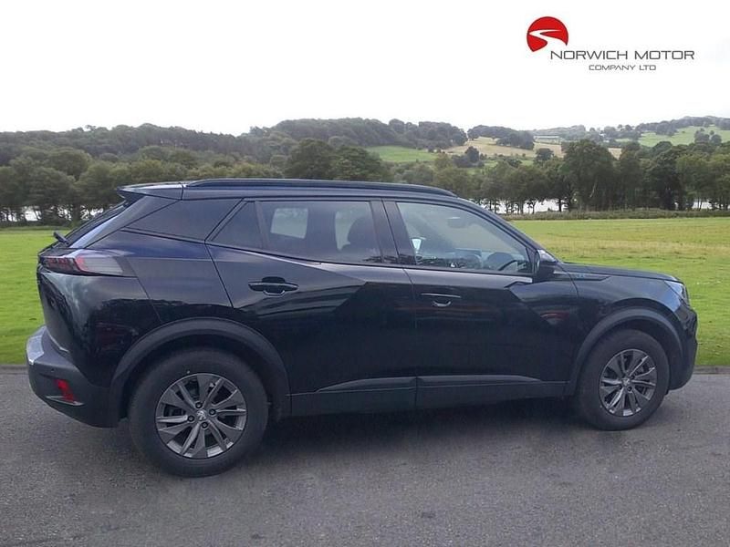 Used Peugeot e-2008 Active+ 100 kW (136 HP) 2023 Black SUV
