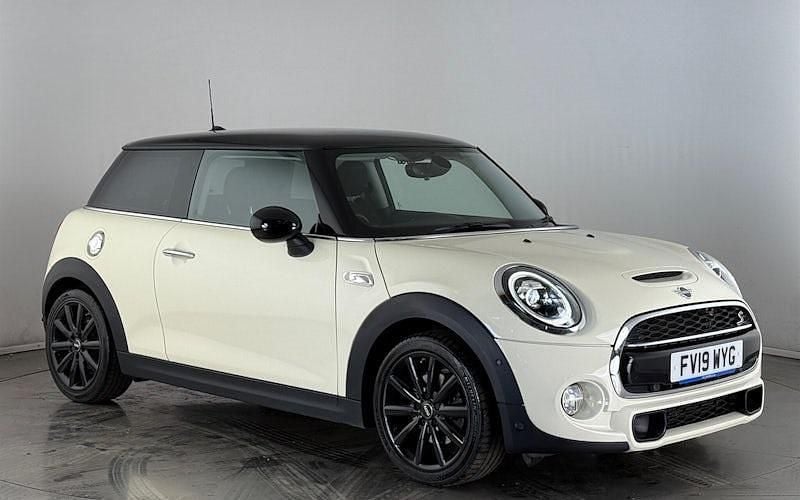 Used 2020 Mini Cooper S Classic Hatchback | £14,950 (Super price) - Image 1/3