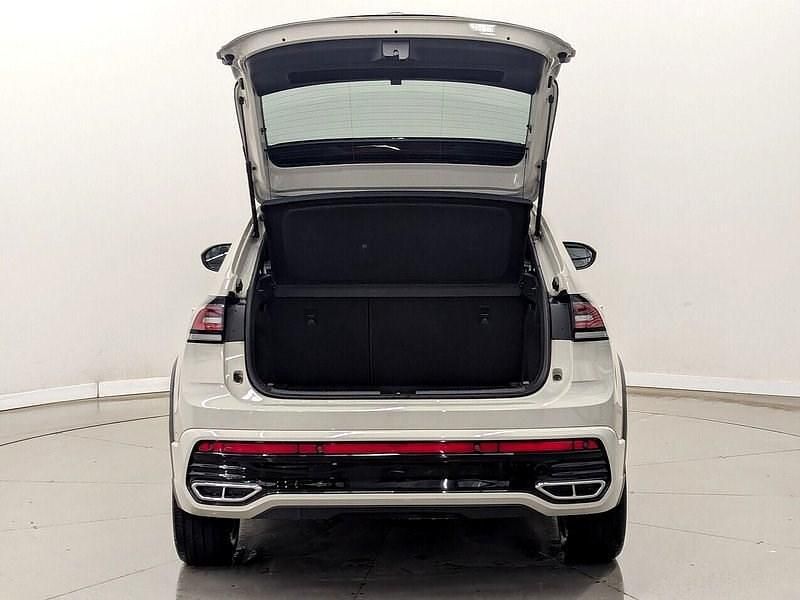 Used VW Taigo R-line 150 HP (110 kW) 2022 Grey SUV