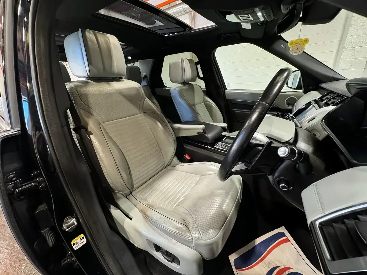 Used Land Rover Discovery 5 HSE Luxury 2019 Black SUV