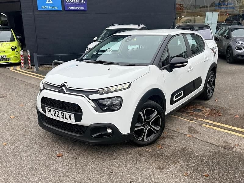 White Used 2022 Citroën C3 PureTech Hatchback | £8,195 (Good price) - Image 1/4