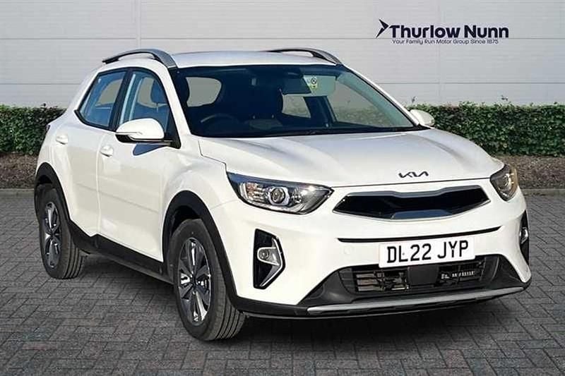 Used Kia Stonic 99 HP (72 kW) 2022 White SUV