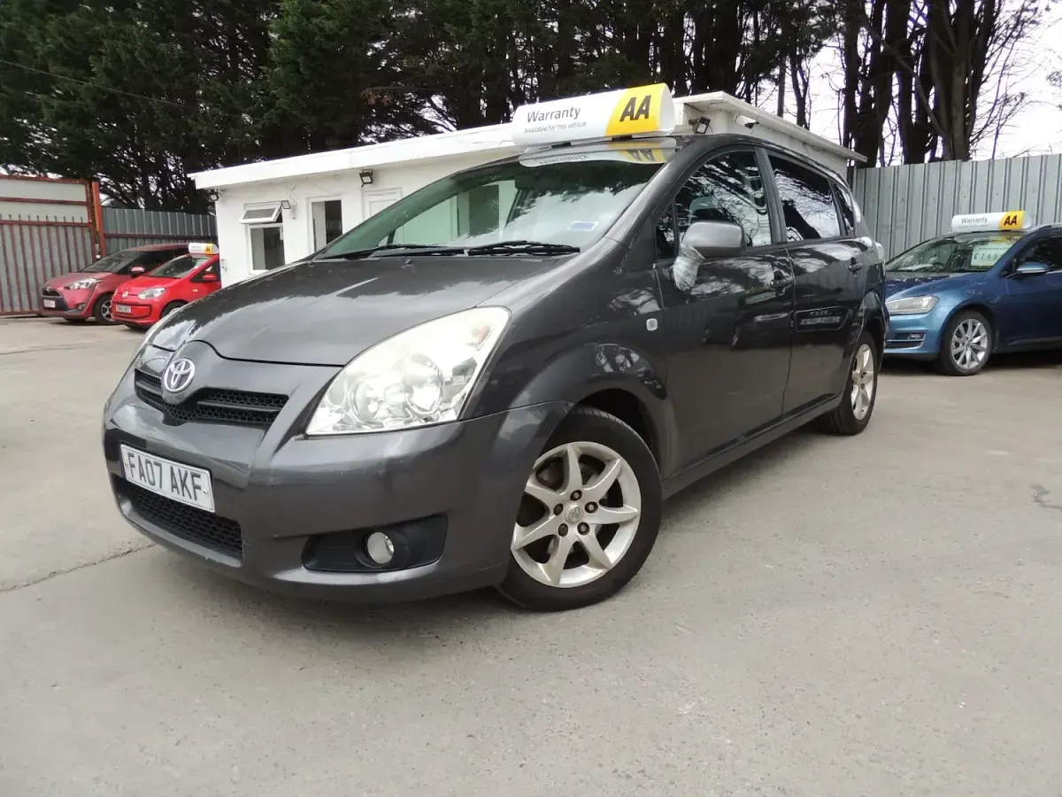 Used Toyota Corolla Verso SR 2007 Grey MPV