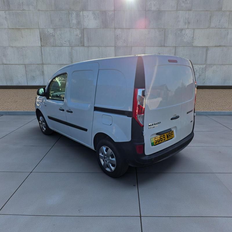 Used Renault Kangoo Business 44 kW (60 HP) 2019 White MPV