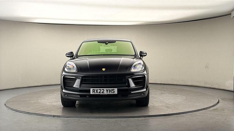 Used Porsche Macan 380 HP (279 kW) 2022 Black SUV