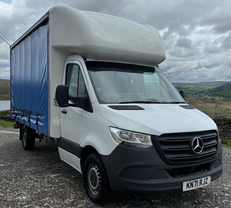 White Used 2022 Mercedes Sprinter Progressive Van | £21,500 (Fair price) - Image 1/4