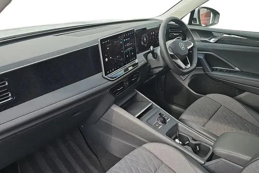 New VW Tiguan Match 150 HP (110 kW) 2026 Pure white SUV