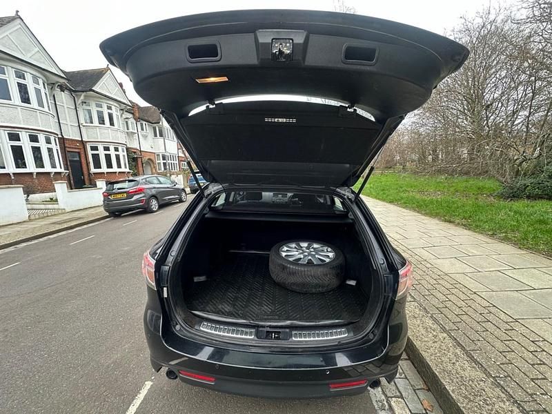 Usado Mazda 6 155 HP (114 kW) 2011 Preto Carrinha