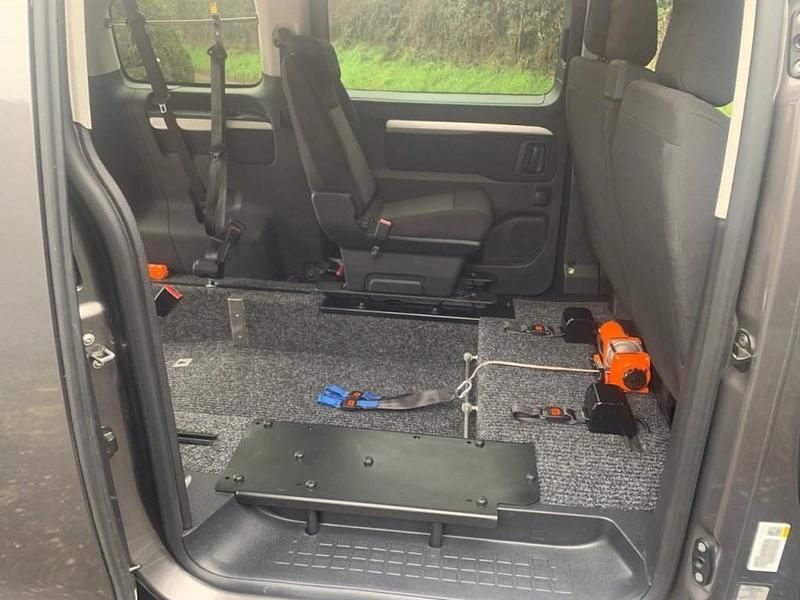 Usado Citroën Spacetourer Business Class 2023 Cinzento Monovolume