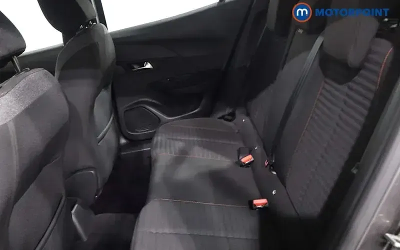 Used Peugeot 2008 Active Premium 101 HP (74 kW) 2022 Grey SUV