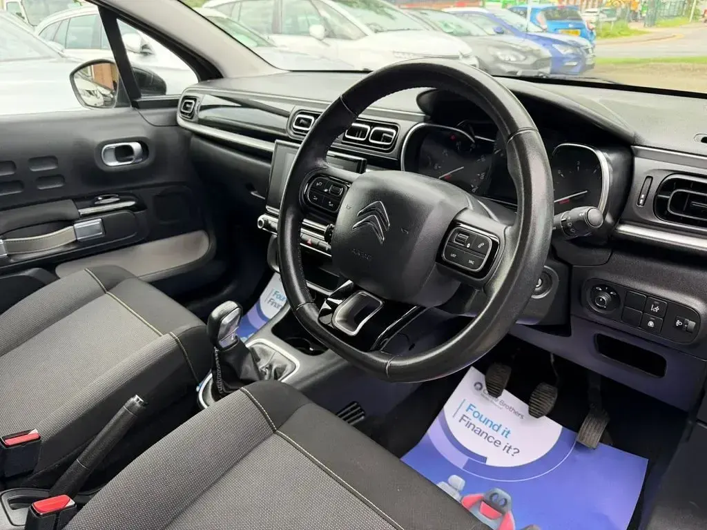 Used Citroën C3 Flair 82 HP (60 kW) 2018 Grey Hatchback