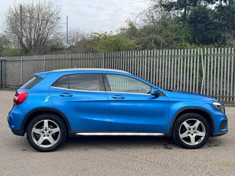 Used Mercedes GLA200 AMG line 136 HP (100 kW) 2016 Blue SUV
