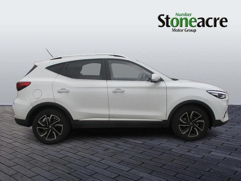 Used MG ZS Exclusive 111 HP (81 kW) 2024 White SUV