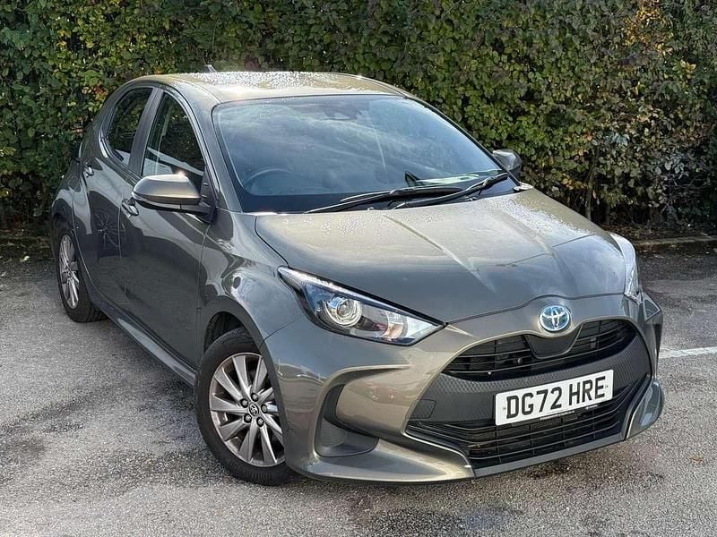 Other Used 2022 Toyota Yaris Hybrid Hatchback | £16,799 (Fair price) - Image 1/3