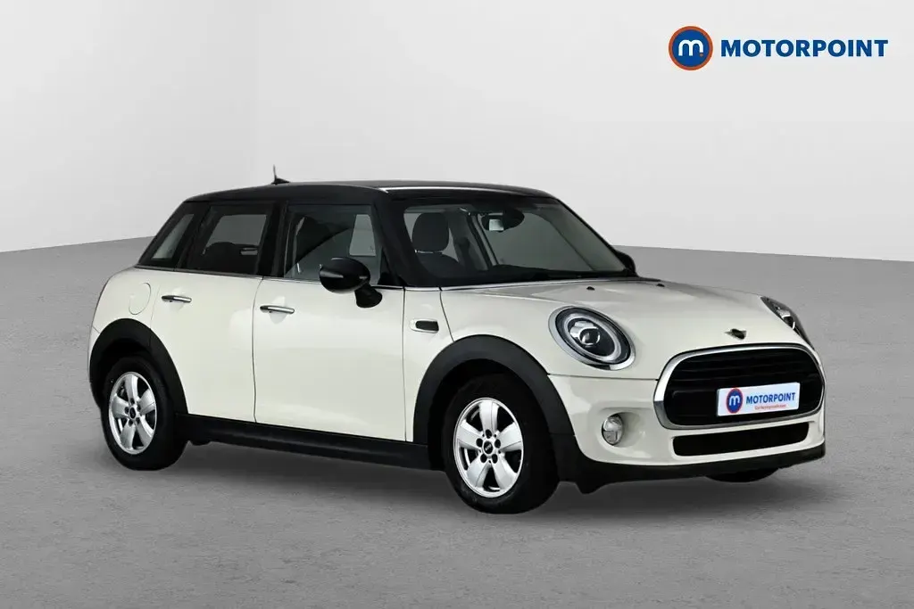 Używany Mini Cooper Classic 136 KM (100 kW) 2019 Hatchback