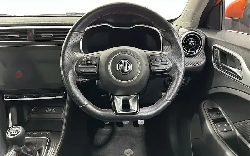Used MG ZS Exclusive 111 HP (81 kW) 2023 Orange SUV