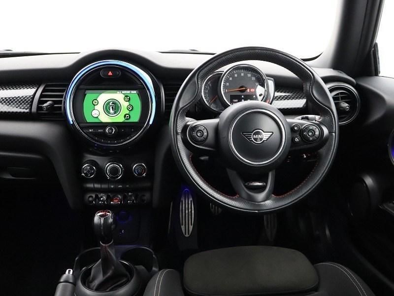 Usado Mini Cooper S Hatch 192 HP (141 kW) 2020 Preto Citadino