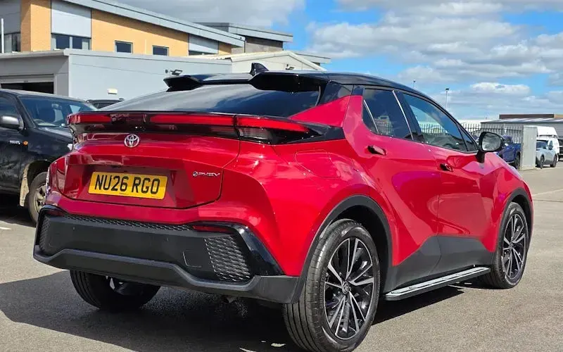 Used Toyota C-HR 223 HP (164 kW) 2026 Other SUV