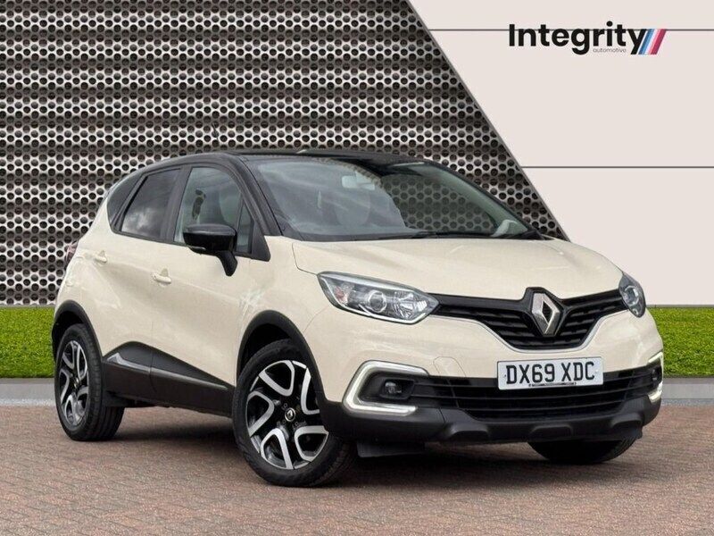 Cream/black Used 2019 Renault Captur Iconic SUV | £6,900 (Fair price) - Image 1/4