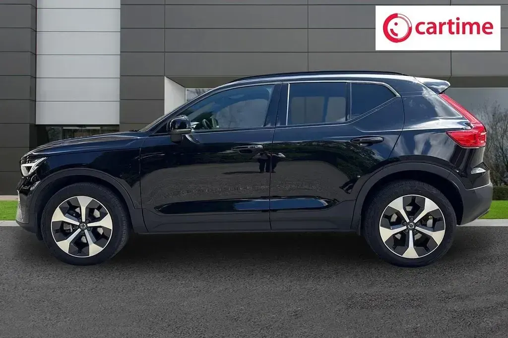 Used Volvo XC40 Ultimate 197 HP (144 kW) 2023 Black SUV