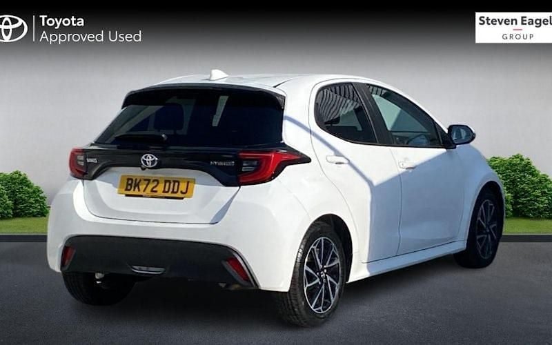 Used Toyota Yaris Hybrid Design 116 HP (85 kW) 2026 Hatchback