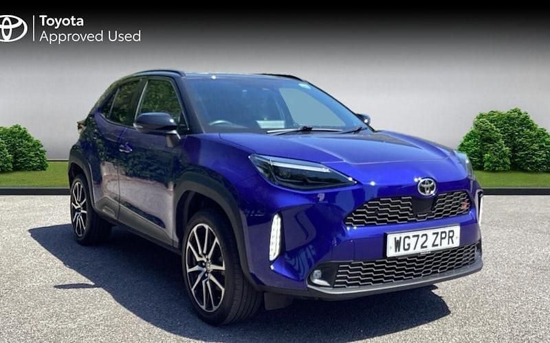 Used 2023 Toyota Yaris Hybrid Sport Estate | £22,436 (Fair price) - Image 1/2