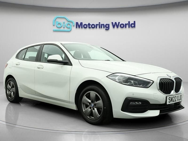 White Used 2022 BMW 118 Hatchback | £16,200 (Good price) - Image 1/4