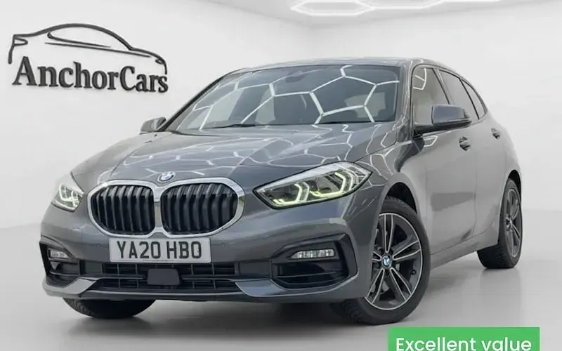 Used BMW 118 Sport Line 140 HP (102 kW) 2020 Hatchback