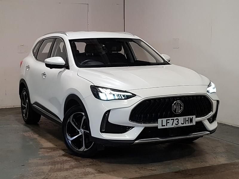 White Used 2023 MG HS SE SUV | £16,498 (Fair price) - Image 1/4