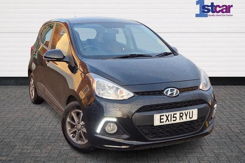 Black Used 2015 Hyundai i10 Premium Hatchback | £4,489 (Fair price) - Image 1/1