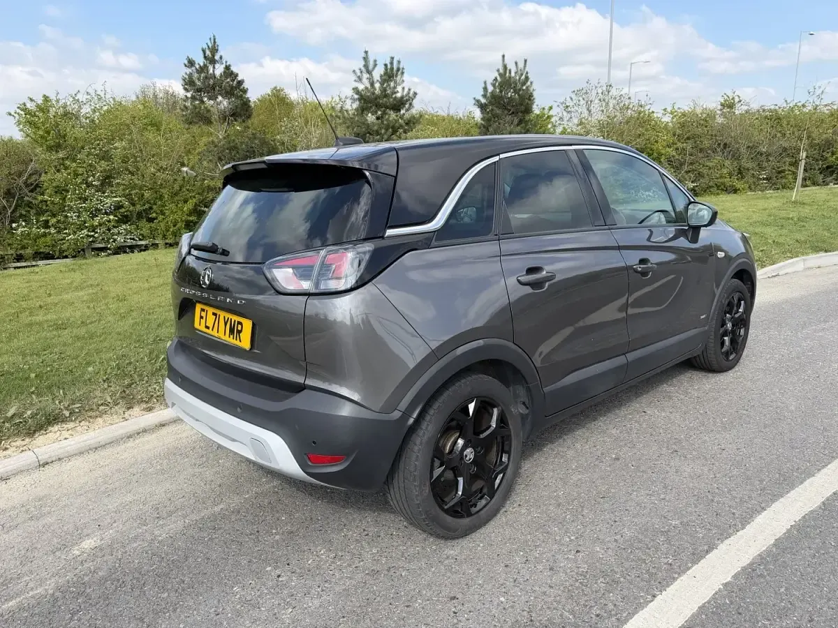 Käytetty Vauxhall Crossland 2021 Harmaa Katumaasturi