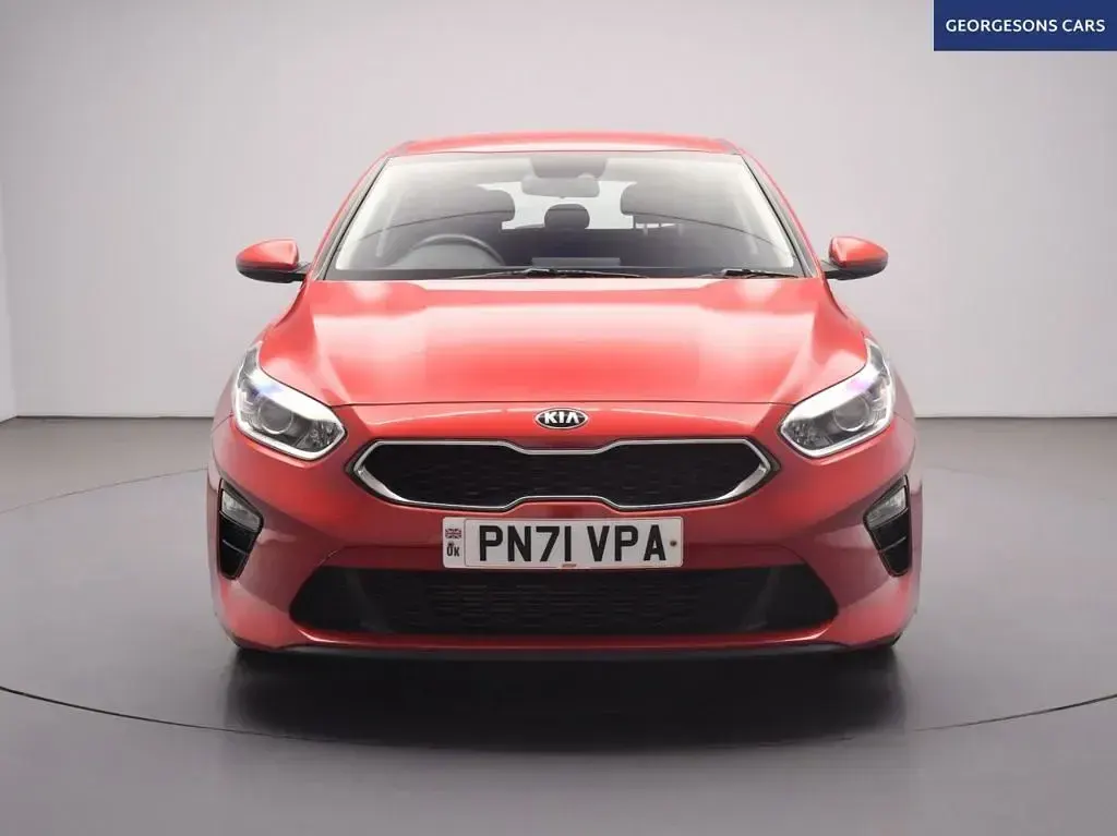 Used Kia Ceed 134 HP (98 kW) 2021 Red Hatchback