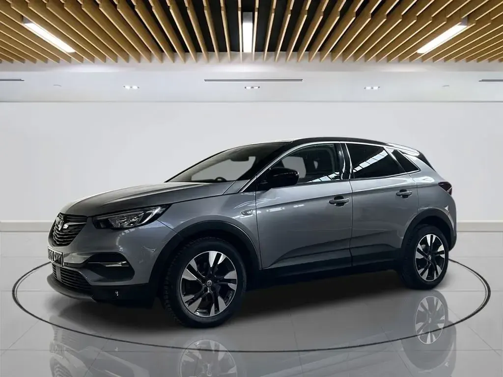 Used Vauxhall Grandland X SRi 130 HP (95 kW) 2020 Grey SUV