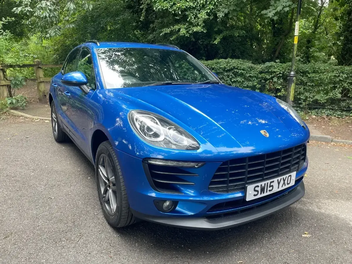Used Porsche Macan S Diesel 258 HP (189 kW) 2015 Blue SUV