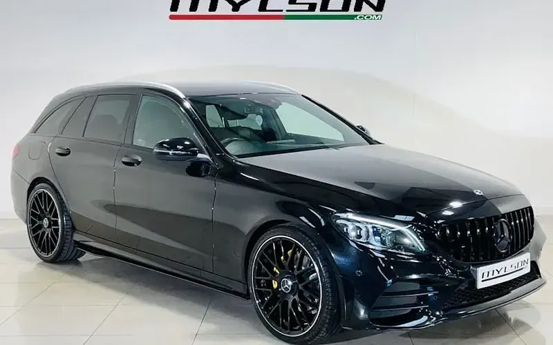 Used Mercedes C220 AMG line 194 HP (142 kW) 2019 Estate