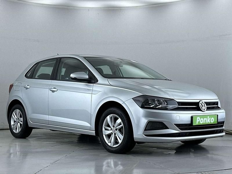 Used VW Polo SE 95 HP (69 kW) 2018 Silver Hatchback