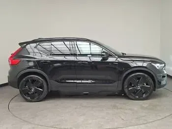 Used Volvo XC40 Plus 197 HP (144 kW) 2025 Black SUV