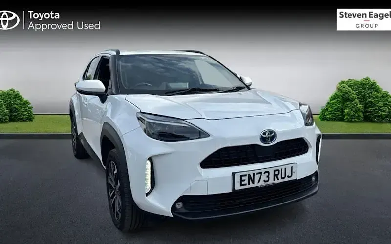 Used Toyota Yaris Hybrid Design 116 HP (85 kW) 2026 Estate