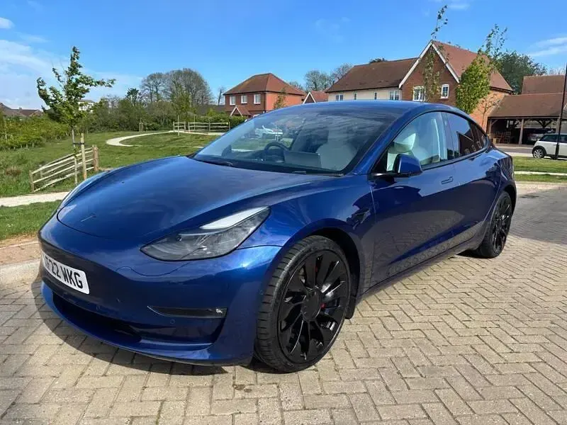 Usado Tesla Model 3 Performance 82 kW (112 CV) 2022 Azul Berlina