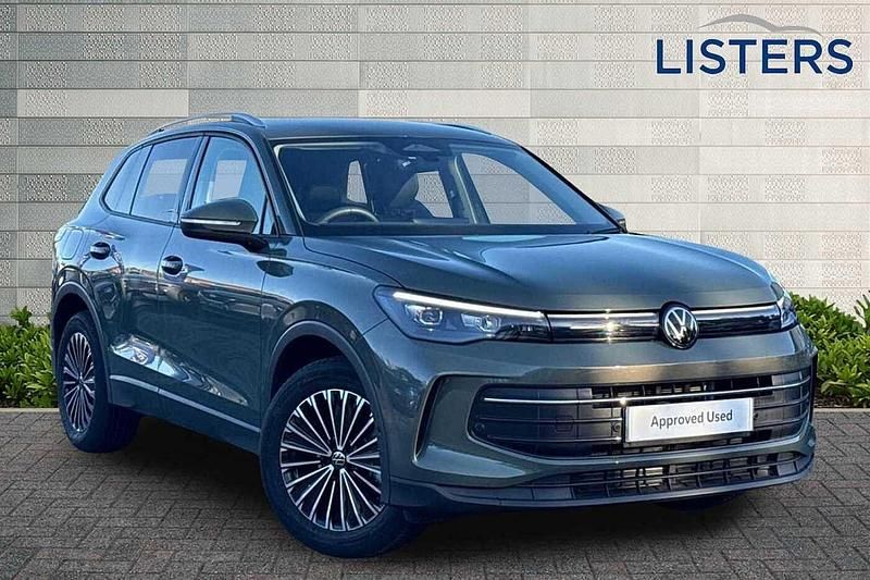 Used VW Tiguan Match 150 HP (110 kW) 2025 Green SUV