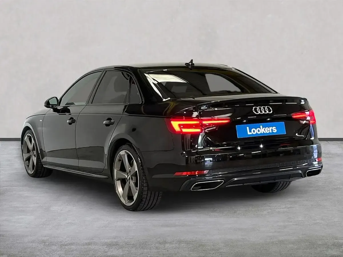 Used Audi A4 Black Edition 190 HP (139 kW) 2019 Black Sedan